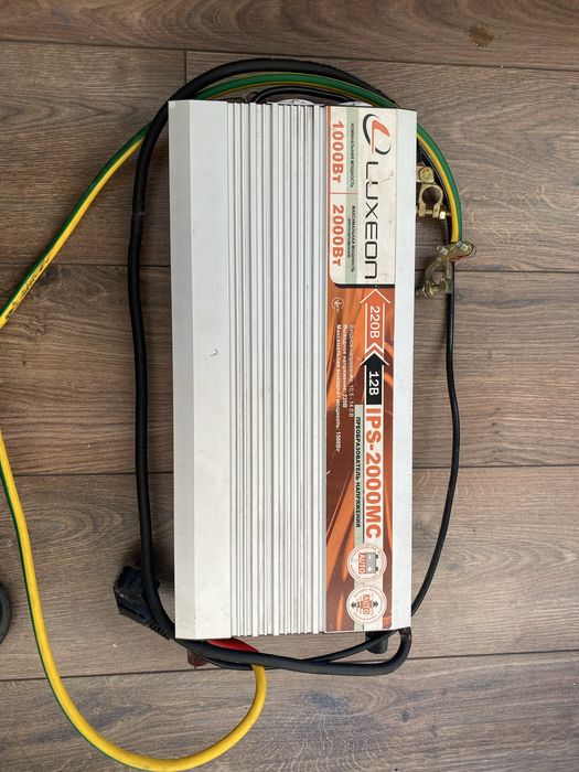 Инвертор Luxeon ips-2000mc