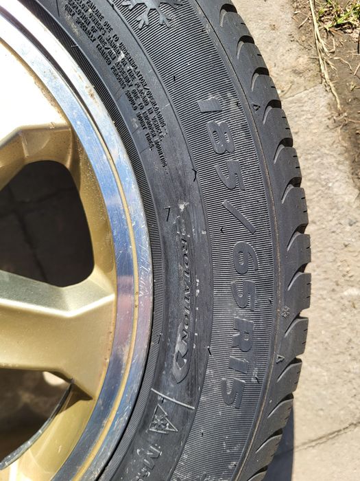 Felga renault plus nowa  opona dębica navigator