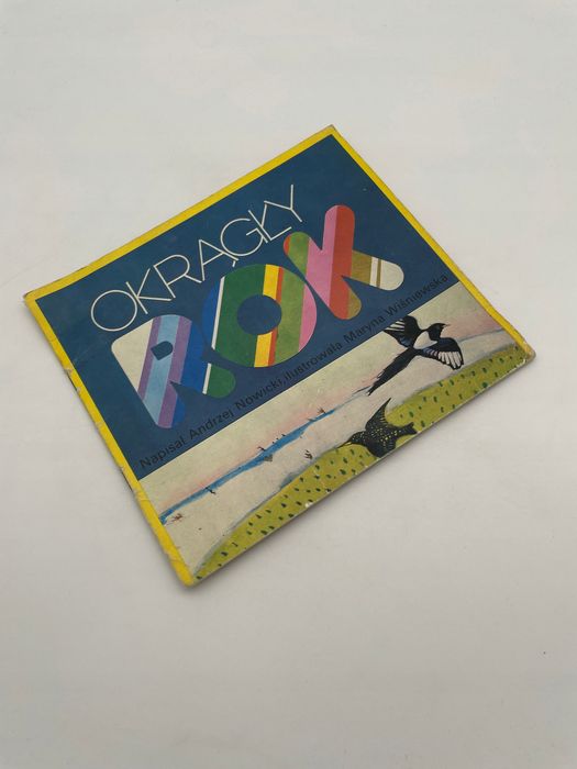 Okrągły Rok, Praca Zbiorowa