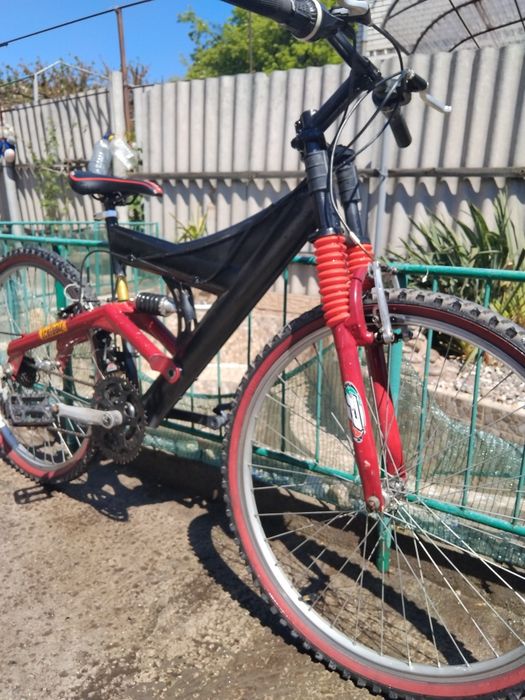 велосипед Maxxis 26 колёса