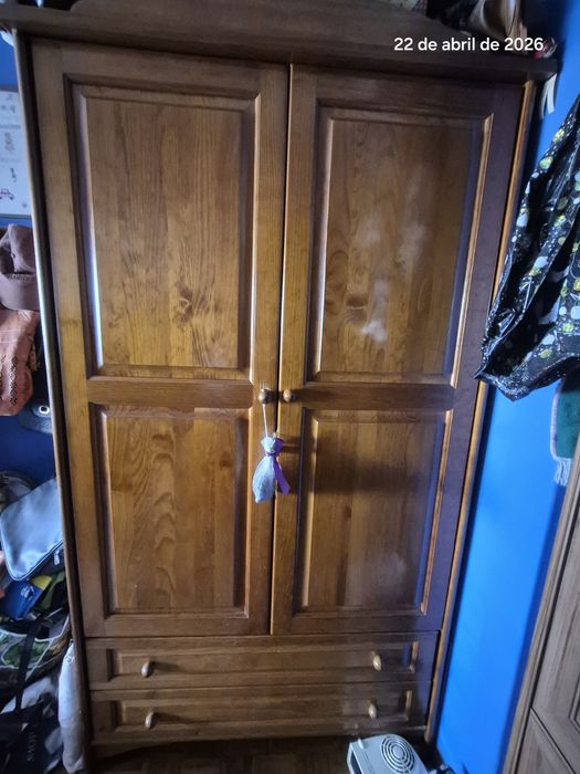 Mobília de quarto pessoa só