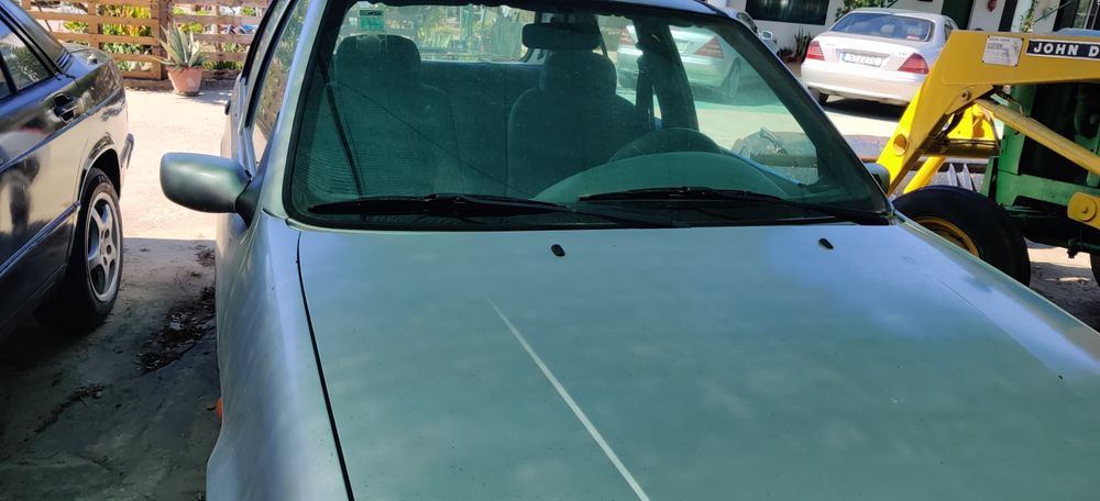Ford fiesta em bom estado