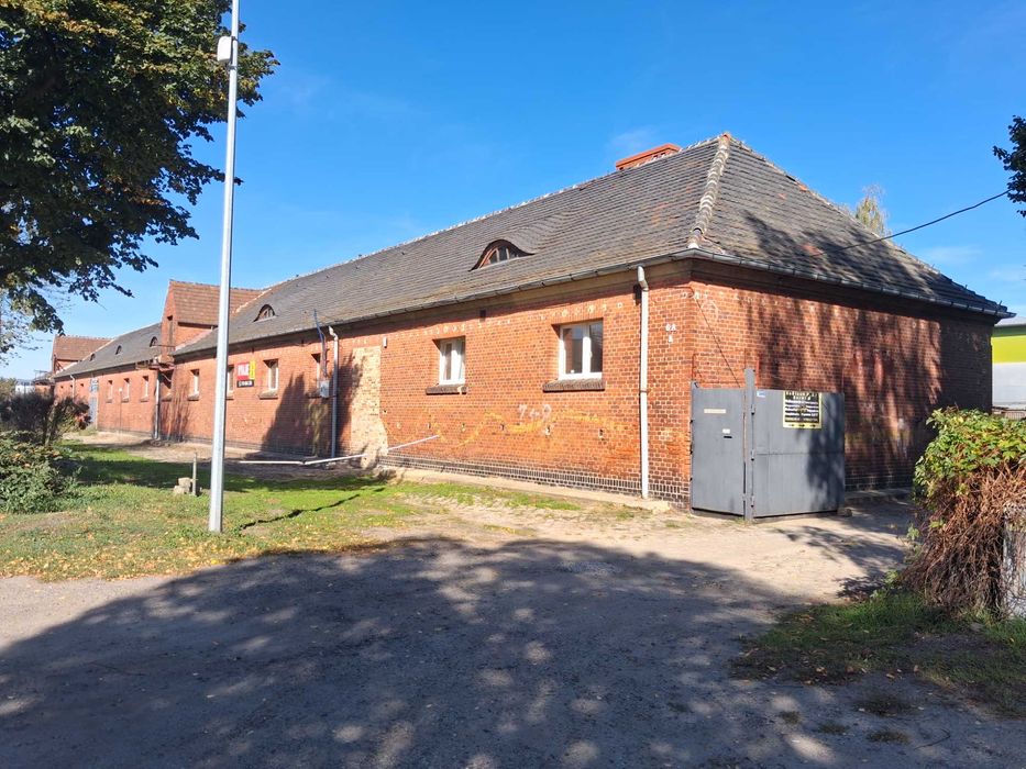 Wynajmę  Hale 200 m2 w Legnicy ul Chocianowska 6 A