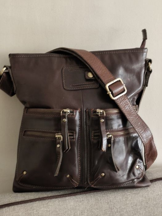 Torebka ze skóry naturalnej listonoszka Jones Bootmaker