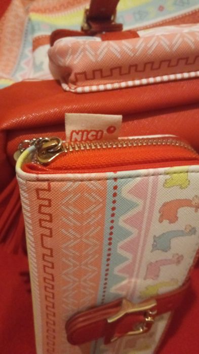 Mochila da Nici com carteira