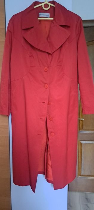 Плащ     жіночий