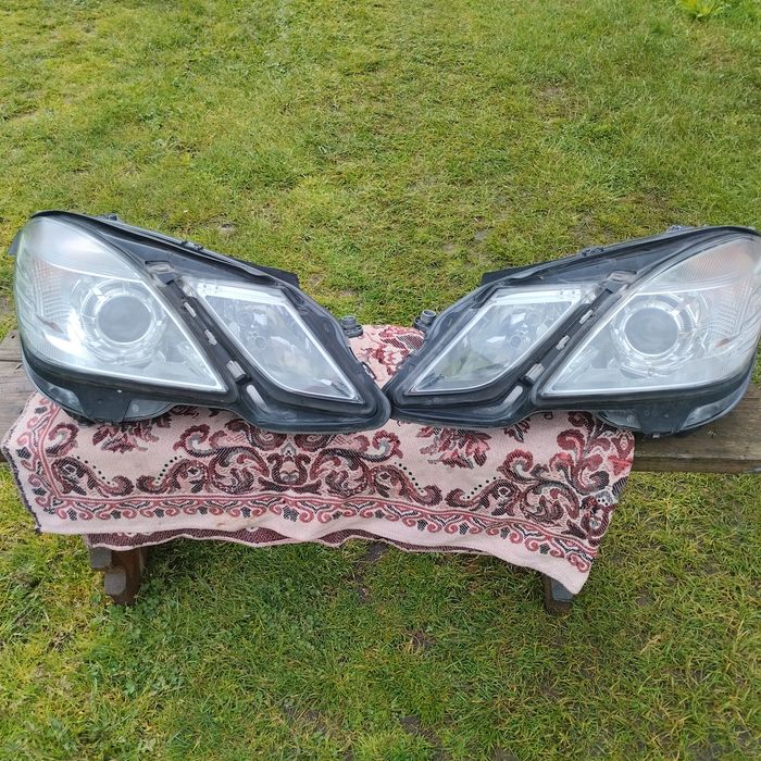 Фари Mercedes w212 в нормальному стані