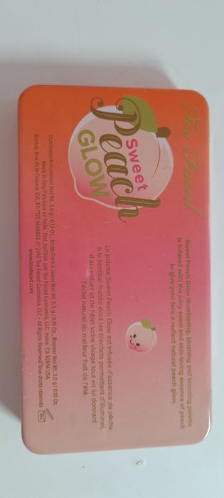 Too faced peach glow paleta do twarzy