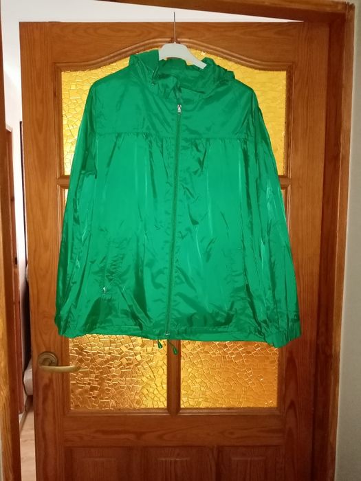 Sprzedam kurtkę na deszcz