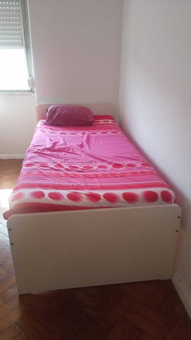 Quarto p/ alugar