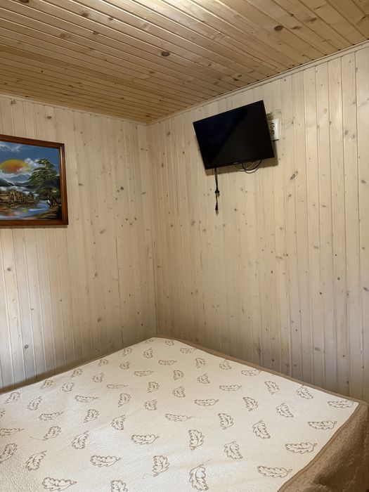 Здається кімната в с. Поляниця