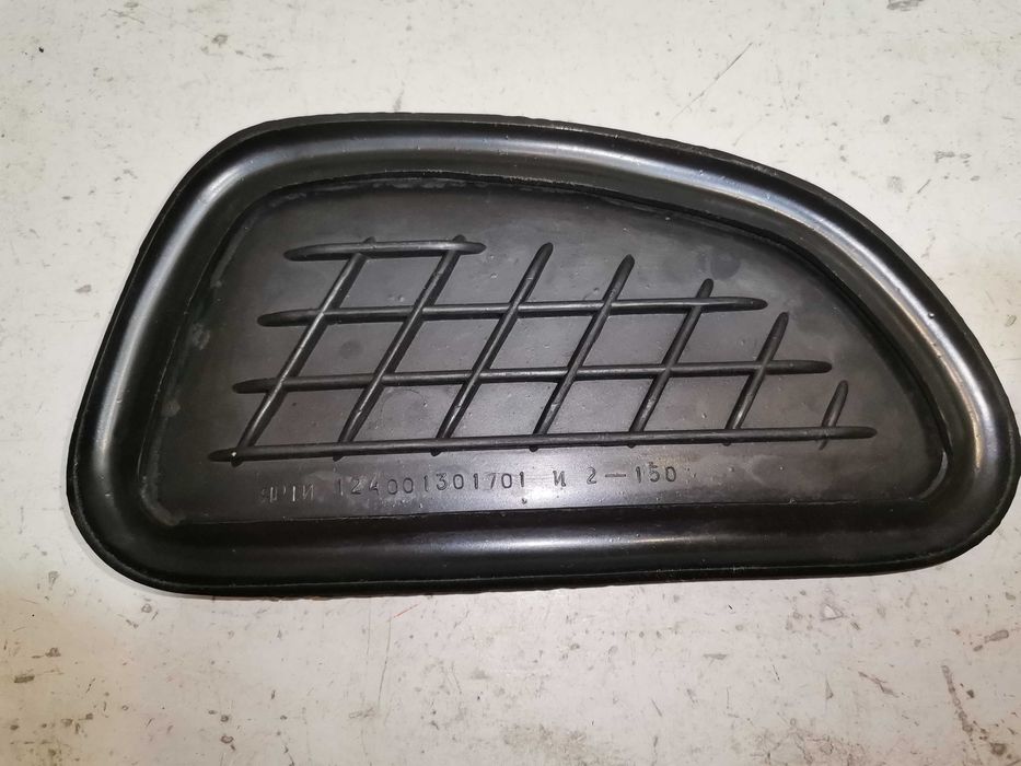 Восход-2 мотоцикл СССР резиновые накладки на бак