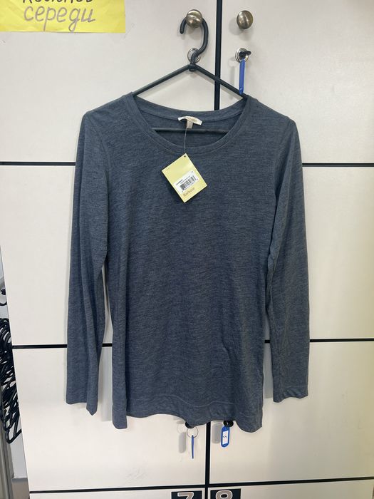 Новий лонгслів Barbour