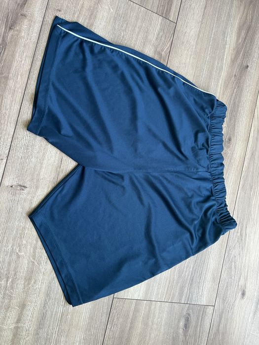 Spodenki sportowe AVFC Castore