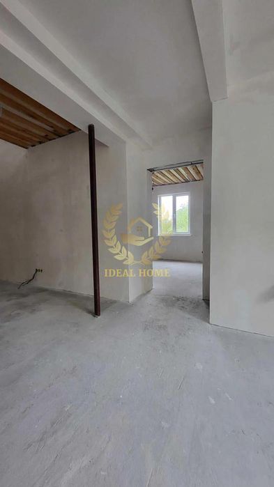 Продам будинок 3 кімн, 176.3/50.6/40 м², 5 соток, Погреби