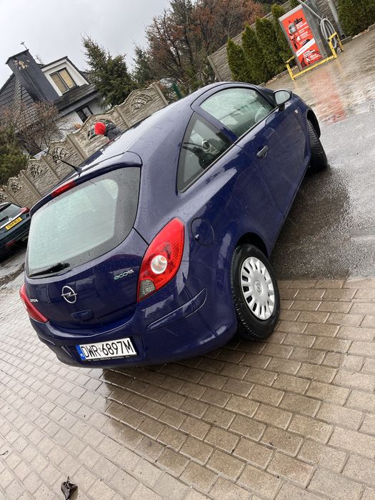 Opel Corsa 2009 1.0
