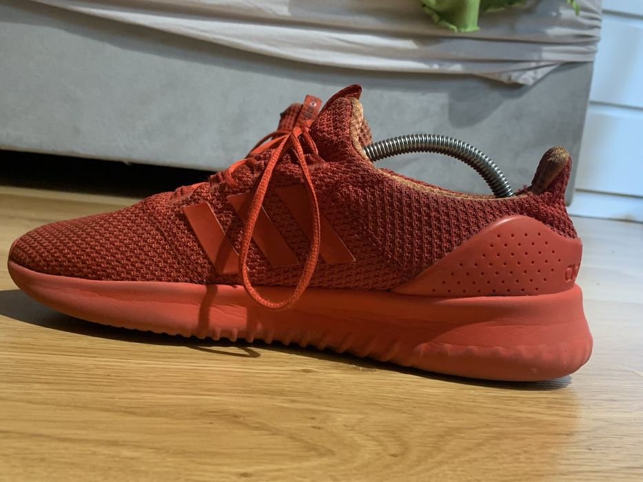 Buty adidas czerwone rozm. 42