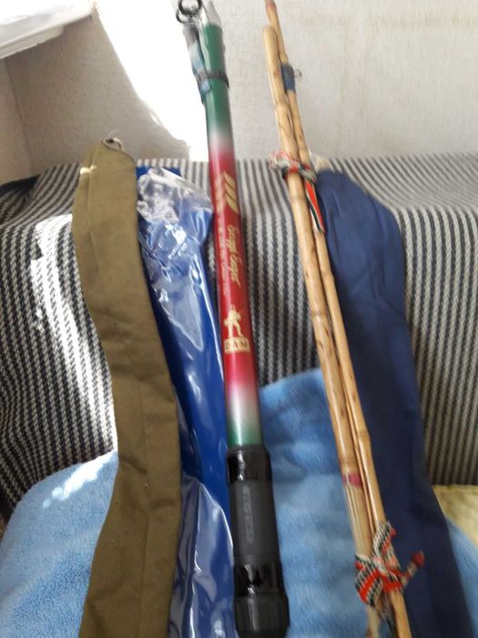 продам удочку новую  Stippi Super, чехлы для удочек