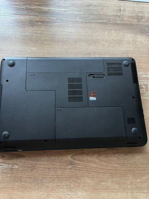 Laptop HP 255 SSD 256 8Gb ram