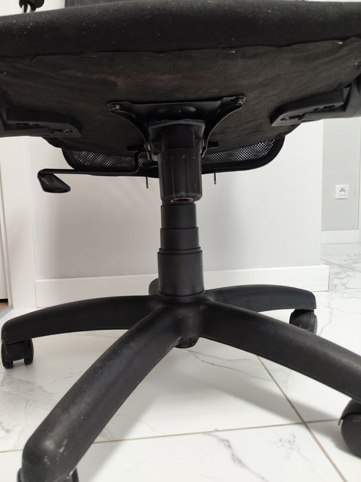 Крісло офісне , стілець