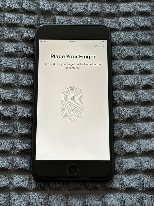 iPhone 8 Plus + 64gb