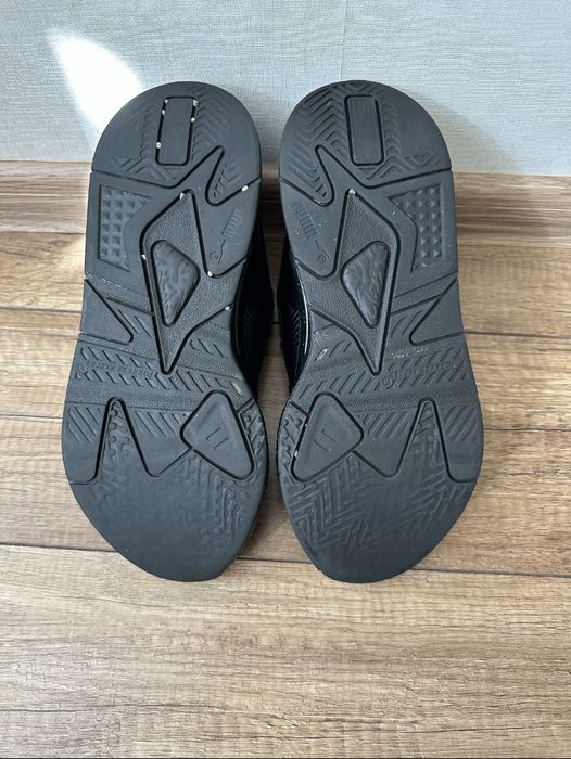 Продам кросівки Puma RS