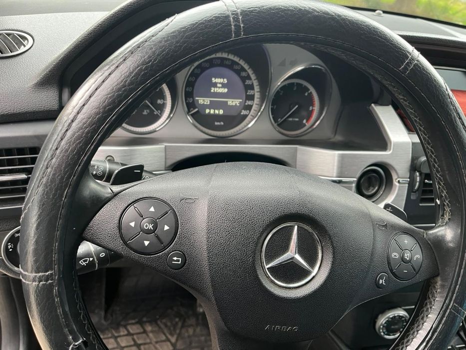 Продам Mercedes Benz ГЛК 250 BLUE TEC 4 Matik