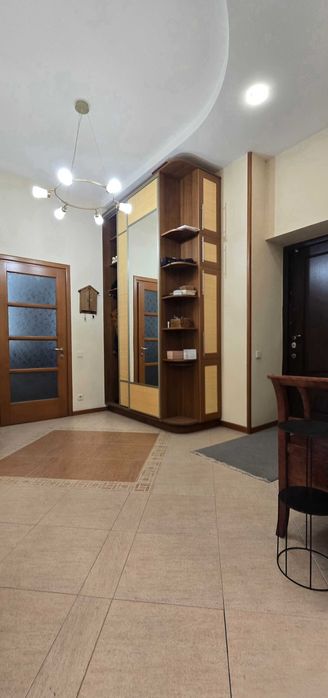 Продам 5к квартиру в центрі. Шовковична 7а, Печерськ, Липки, Хрещаткик