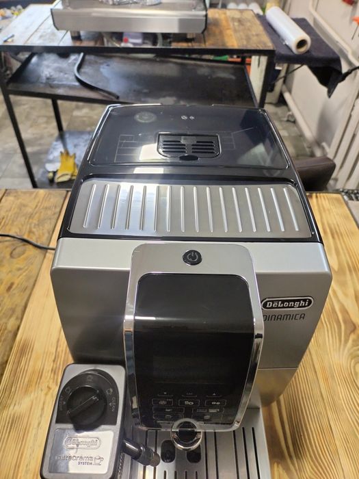 Кавомашина DeLonghi ECAM 350.55 B Dinamica
34