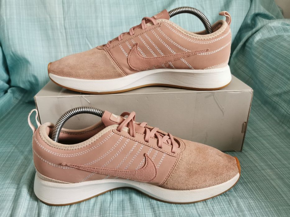 Nike Dualtone Racer Particle Pink buty sportowe 40
