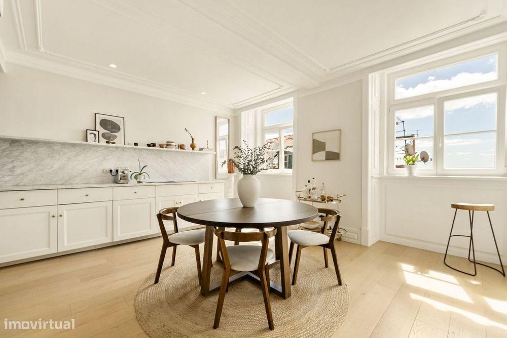 Apartamento T2 com vista, Castelo, Lisboa