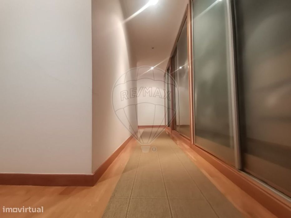 Apartamento T4 para venda