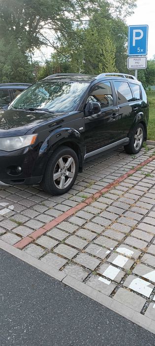 Продам Mitsubishi Outlander XL 2008