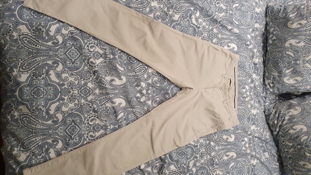 Calças Zara tamanho 40 como novas