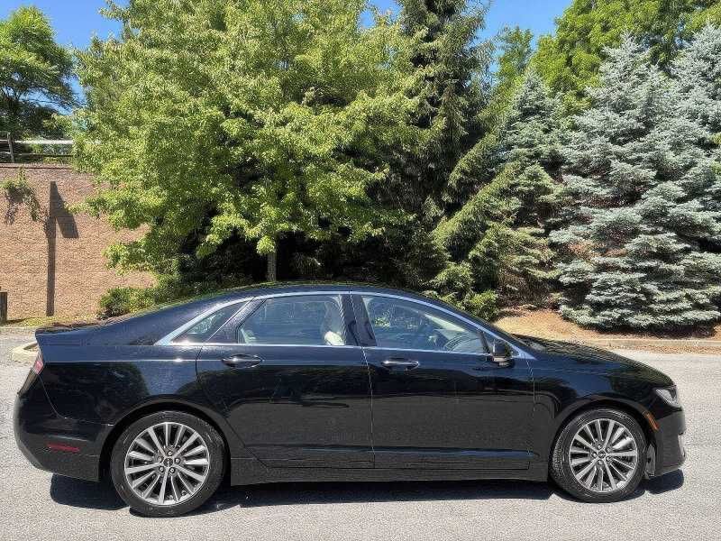 2018 Lincoln MKZ Premiere