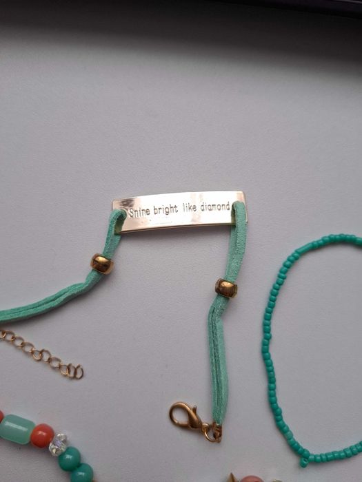 Zestaw 4 bransoletek