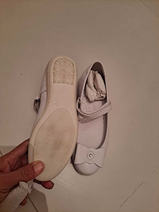 Buty dla dziewczynki komunia 33