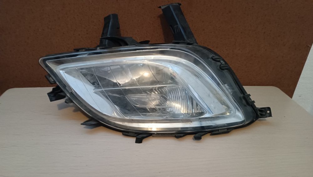 Vendo farol de nevoeiro direito de Opel corsa D ano 2006/14