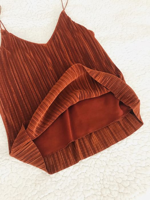Plisowany top z podszewką na cienkich ramiączkach New Look 34 (XS)