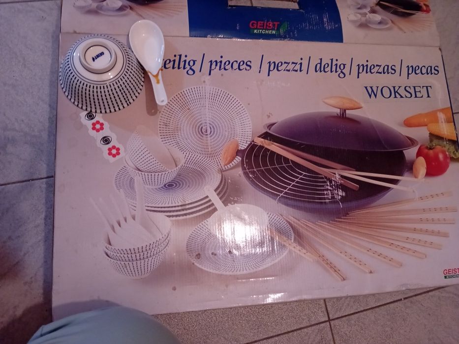 Conjunto wok novo