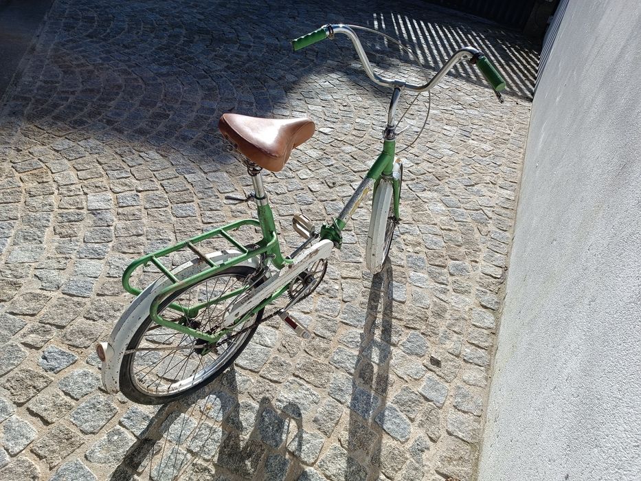 Bicicleta clássica Esmaltina Cinderela anos 70