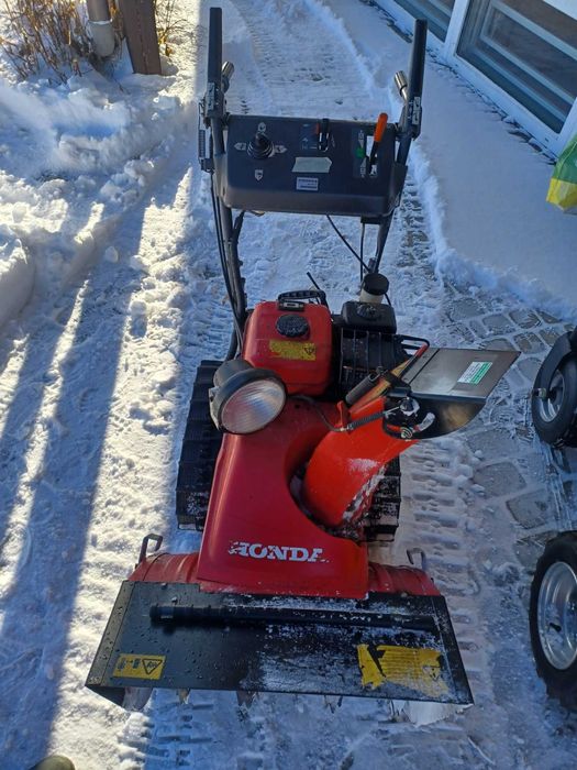 Odśnieżarka Honda HS624 gąsienicowa, Hydrostat, Do trudnych warunków