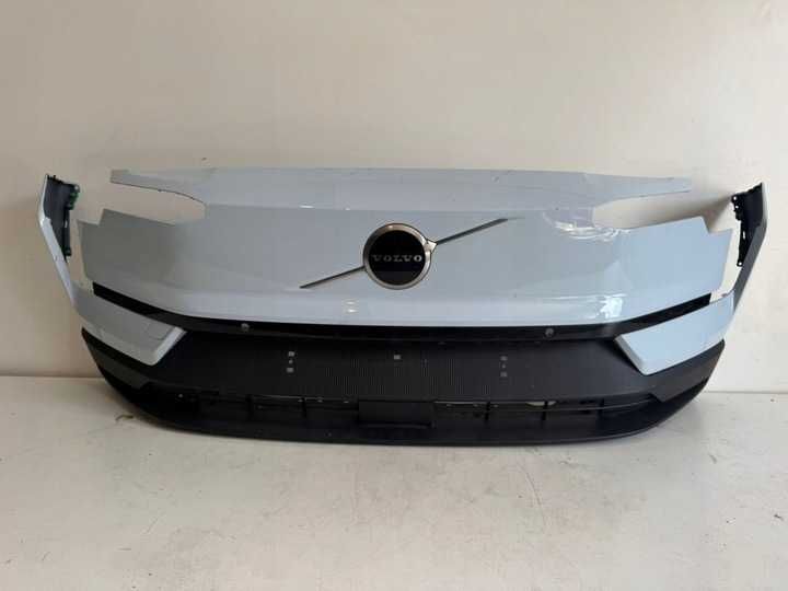 Volvo EX30 бампер передній спойлер