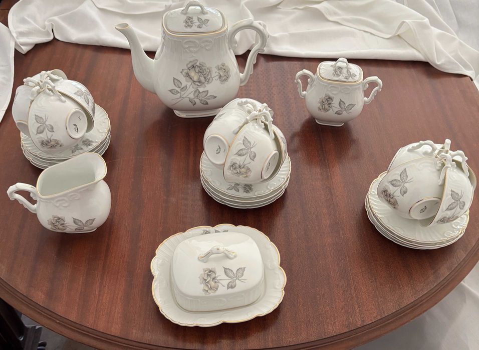 Serviço de chá, Vista Alegre, edição Mouzinho 12 pessoas (Completo)