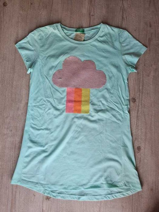 T-shirt com lantejoulas reversíveis