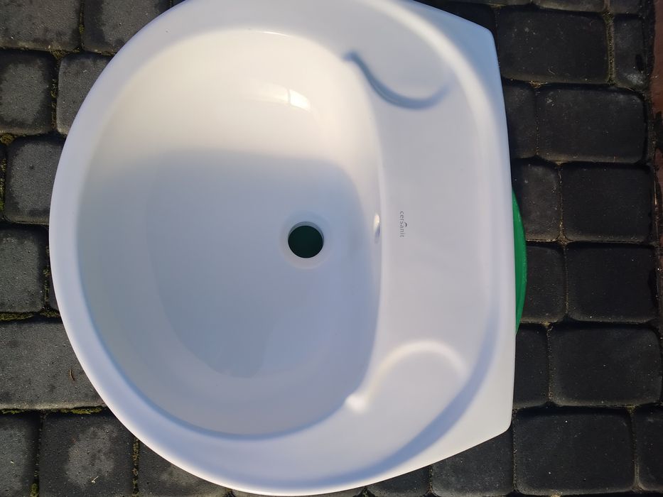 Umywalka firmy Cersanit