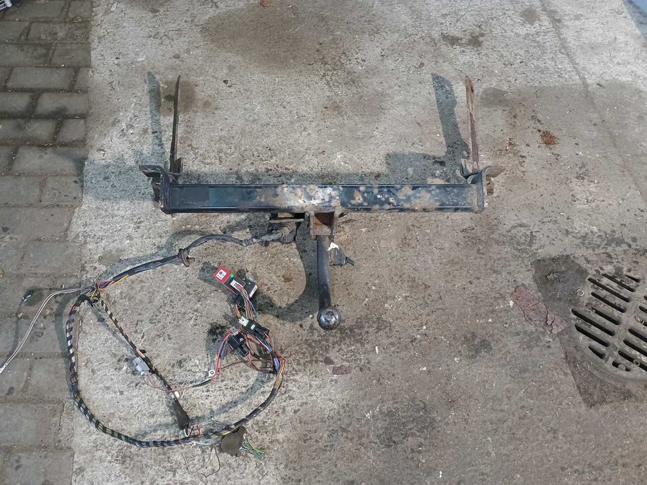 Hak Holowniczy Wypinany Wiązka Moduł Tabliczka Ford Mondeo MK3 HB