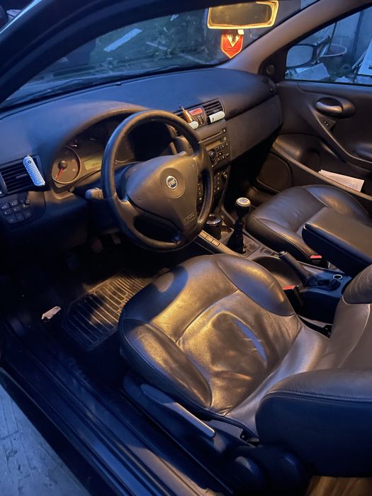 Fiat 1.6 16v bom estado