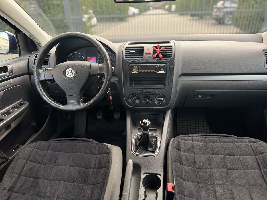 Jetta 2007 року , 1.6 бензин МПІ. РІДНИЙ ПРОБІГ!