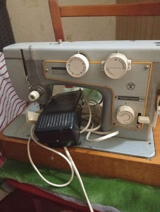 Швейная машина Подолка